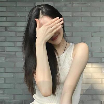 玛丽莲有深黑之眸